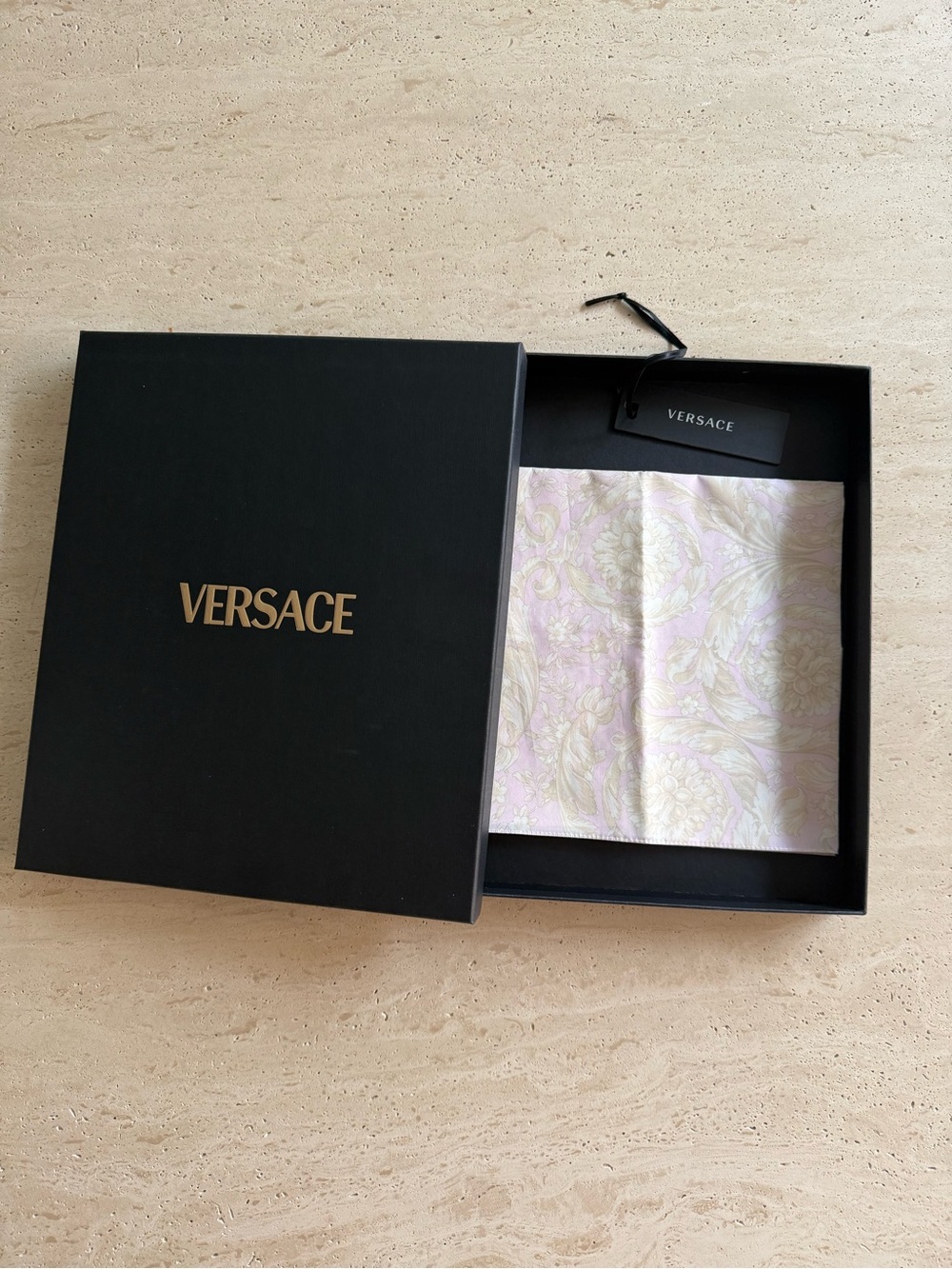 NWT Versace Barocco Print Cotton Pink Square Scarf Foulard Bandana Made in Italy
